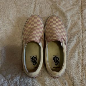 pink checkered vans